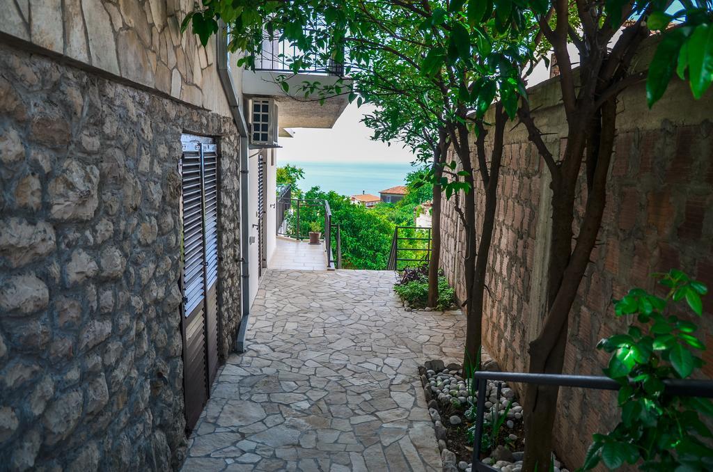 Apartments Cejovic Ulcinj Exterior photo